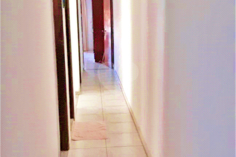 Sobrado à venda com 4 quartos, sendo 1 suíte, em Vila Guilherme, São Paulo, SP