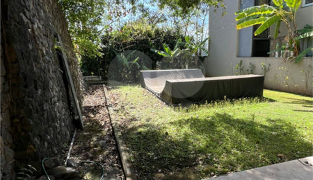 Terreno à venda no condomínio Jardim Vitória Régia, São Paulo - SP