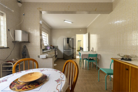 Casa à venda com 5 quartos, sendo 1 suíte, em Vila Nova Conceição, São Paulo, SP