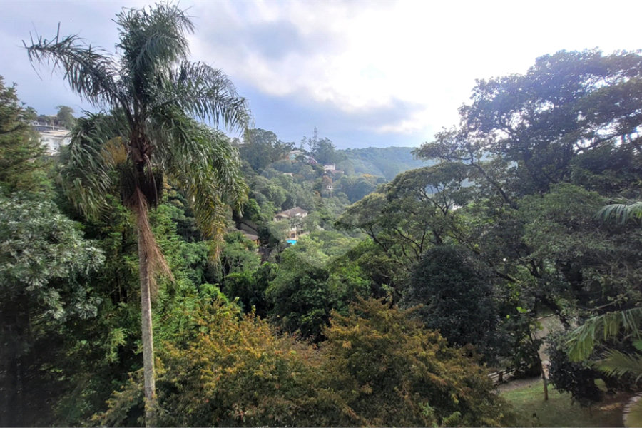 Casa à venda com 4 suítes no condomínio Parque Imperial da Cantareira, Mairiporã - SP