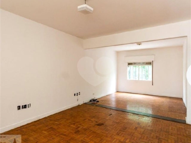 Apartamento à venda com 2 quartos em Jardim América, São Paulo, SP