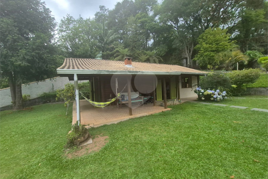 Casa à venda com 2 quartos, sendo 1 suíte, no condomínio Sausalito, Mairiporã - SP