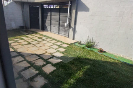 Chácara à venda com 4 quartos, sendo 1 suíte,  no Centro, Biritiba-mirim, SP