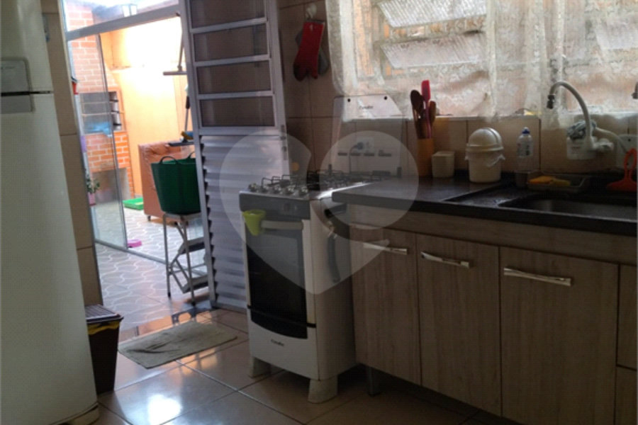 Sobrado à venda com 4 quartos, sendo 1 suíte, em Limão, São Paulo, SP