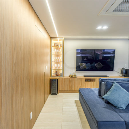 Apartamento à venda com 3 quartos, sendo 1 suíte, em Vila Uberabinha, São Paulo, SP