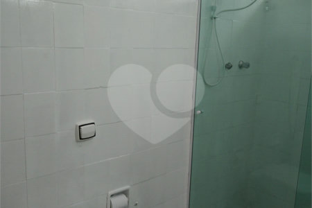 Apartamento à venda com 3 quartos, sendo 1 suíte, em Cerqueira César, São Paulo, SP