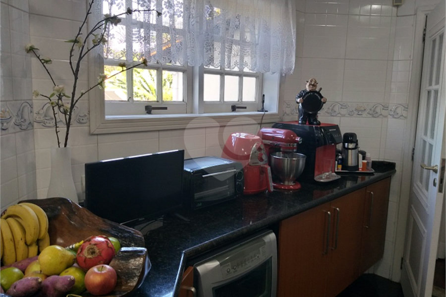 Casa à venda com 4 suítes em Jardim Floresta, São Paulo, SP