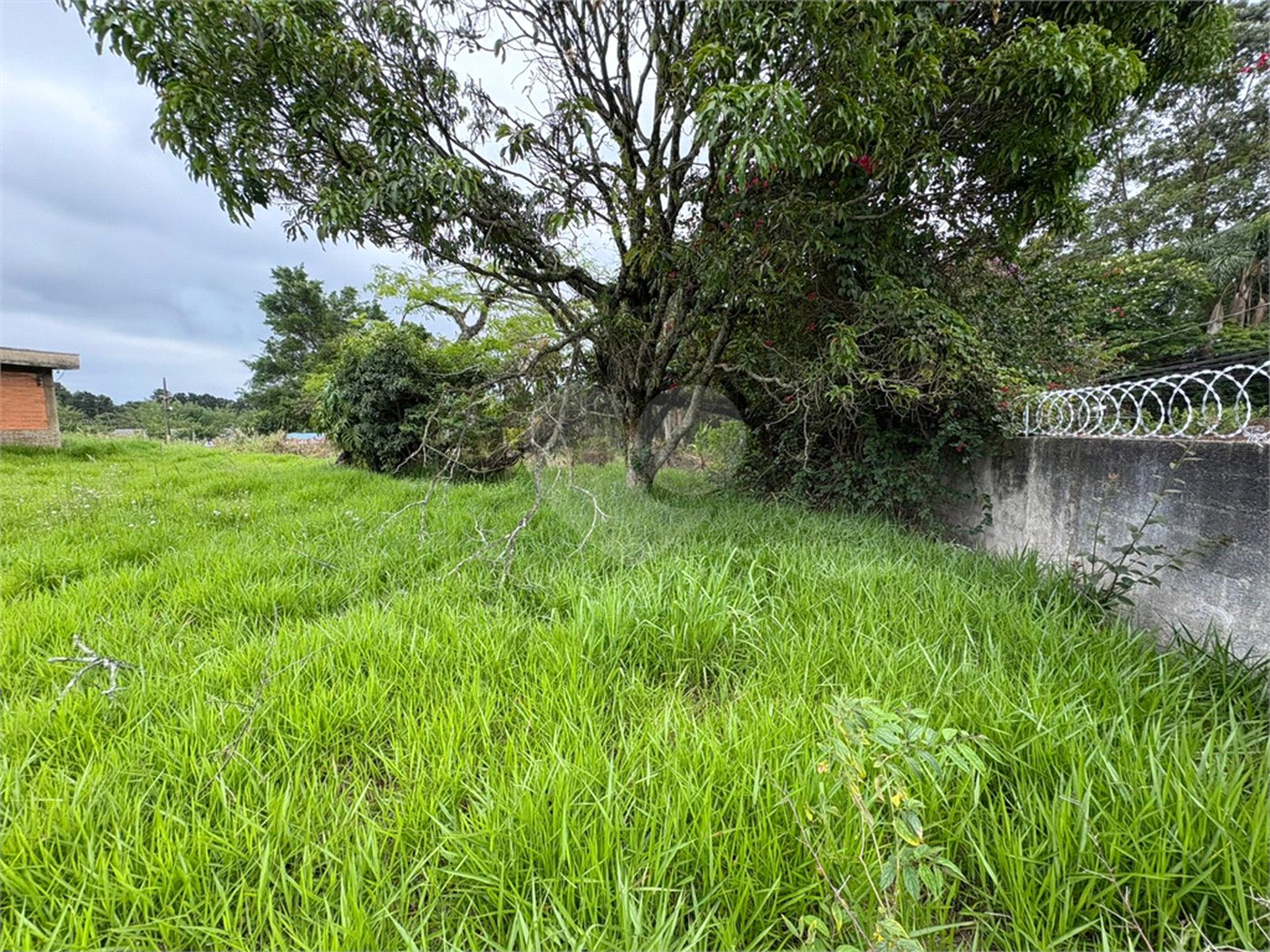 Área de Terra à venda ou para alugar com 2 quartos em Chácaras Reunidas Guaio, Suzano, SP