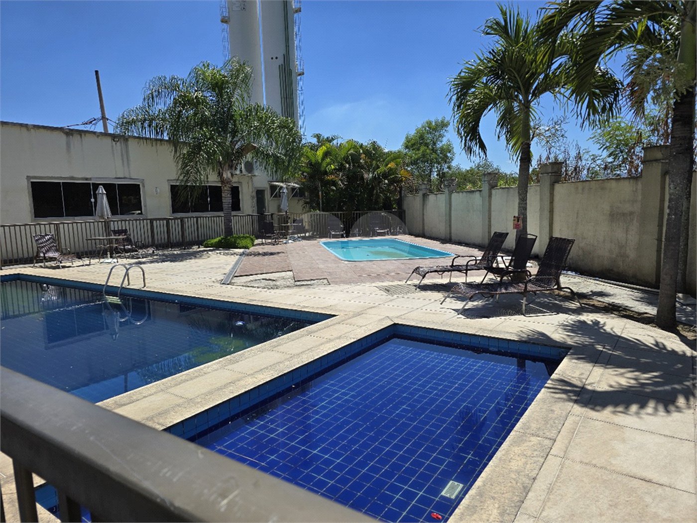 Apartamento à venda com 2 quartos em Santa Cruz, Rio de Janeiro, RJ