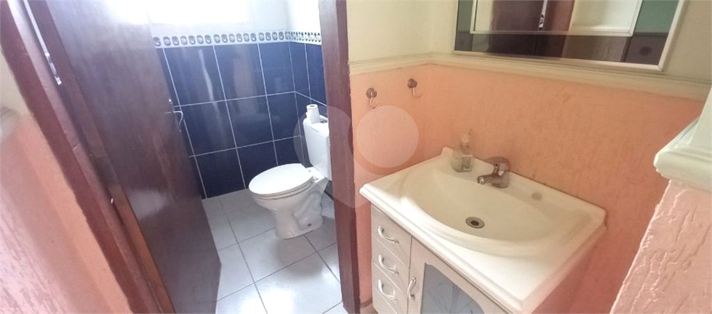 Sobrado para alugar com 3 quartos, sendo 1 suíte, em Parque Maria Domitila, São Paulo, SP