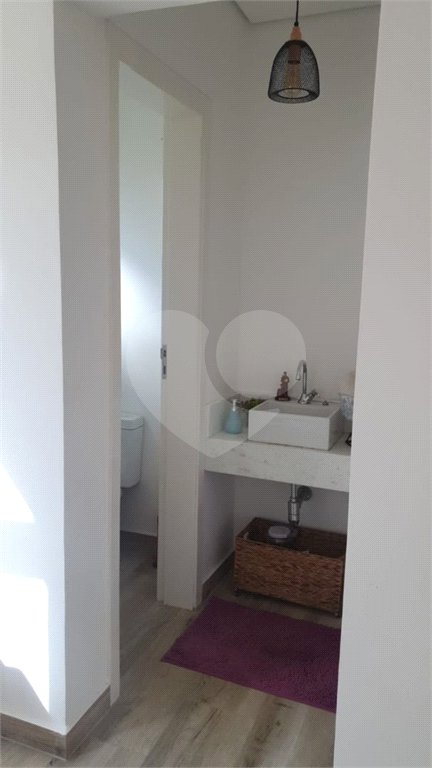 Casa à venda com 4 suítes no condomínio Vila Inglesa, Atibaia - SP