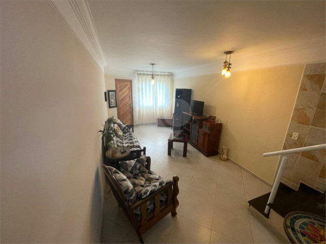 Sobrado à venda com 3 quartos, sendo 1 suíte,  em Jaçanã, São Paulo, SP