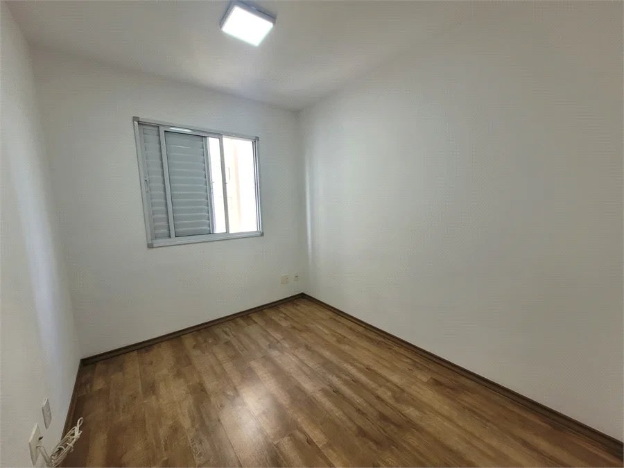 Apartamento à venda com 2 quartos em Vila Anastácio, São Paulo, SP