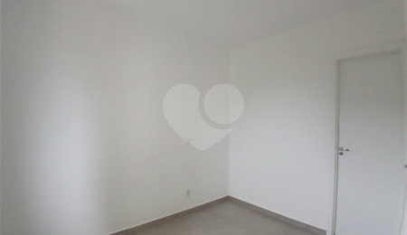 Apartamento à venda com 2 quartos, sendo 1 suíte,  em Chácaras Manão, Mairinque, SP