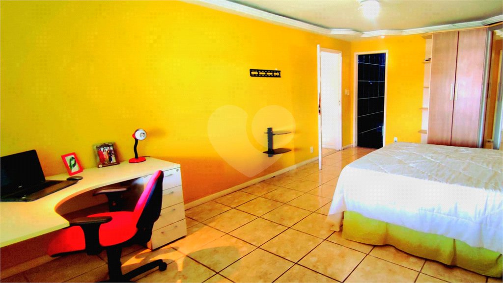 Casa à venda com 3 quartos, sendo 1 suíte, em Senador Vasconcelos, Rio de Janeiro, RJ