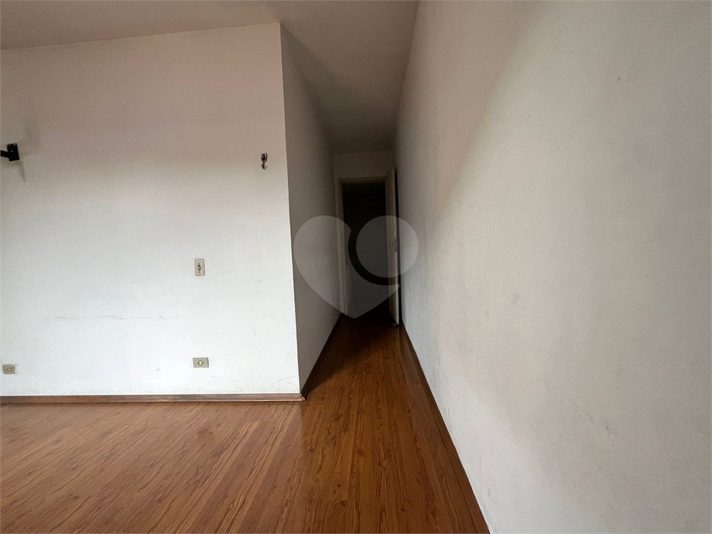 Sobrado à venda com 3 quartos, sendo 1 suíte, em Jardim Colombo, São Paulo, SP