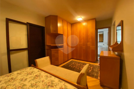 Apartamento à venda com 3 quartos, sendo 1 suíte, em Santana, São Paulo, SP