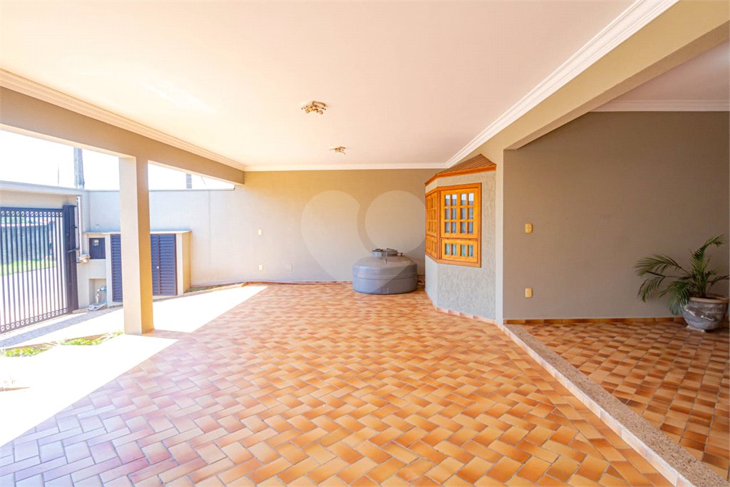 Casa à venda com 4 quartos, sendo 2 suítes, em Parque Residencial Presidente Médici, Itu, SP