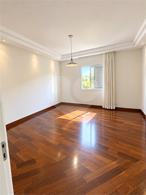 Casa à venda com 4 suítes no condomínio Swiss Park, São Bernardo do Campo - SP