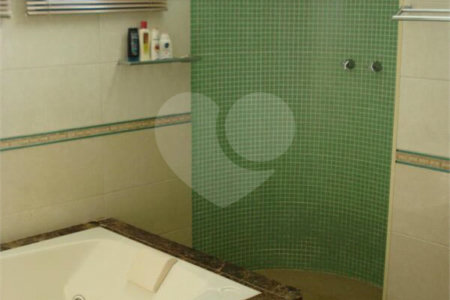 Casa à venda com 3 suítes no condomínio Fazenda Imperial, Sorocaba - SP