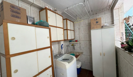 Sobrado à venda com 2 quartos em Ferreira, São Paulo, SP