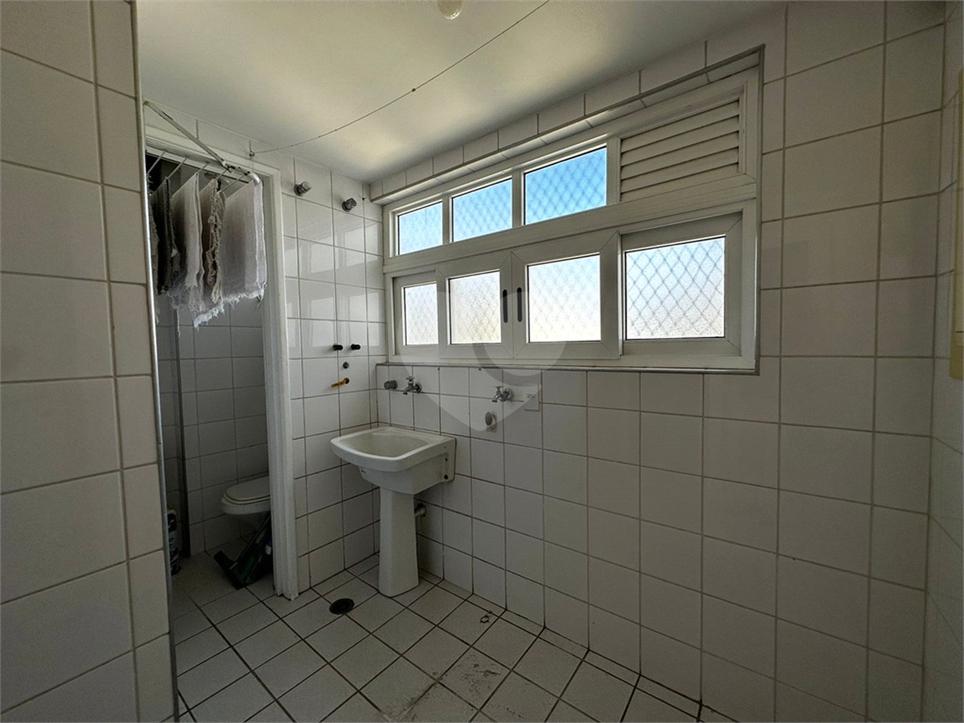 Apartamento à venda com 3 quartos, sendo 1 suíte, em Vila Andrade, São Paulo, SP