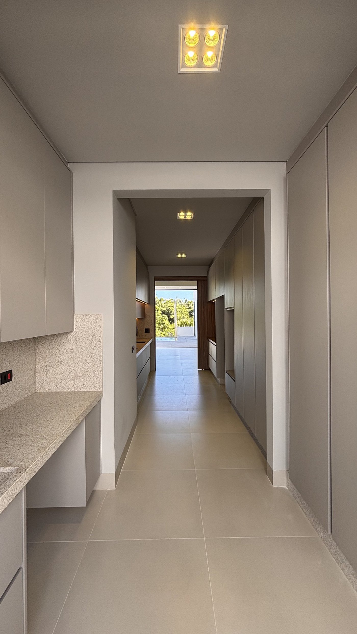Casa à venda com 4 quartos, sendo 2 suítes, no condomínio Residencial Damha Belvedere, Presidente Prudente - SP