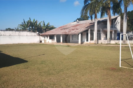 Chácara à venda com 6 quartos, sendo 3 suítes,  em Jardim Alvorada (george Oetterer), Iperó, SP