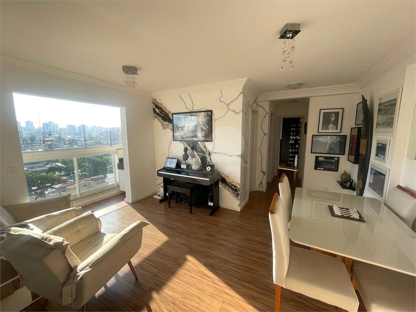 Apartamento à venda com 2 quartos, sendo 1 suíte,  em Vila América, Santo André, SP