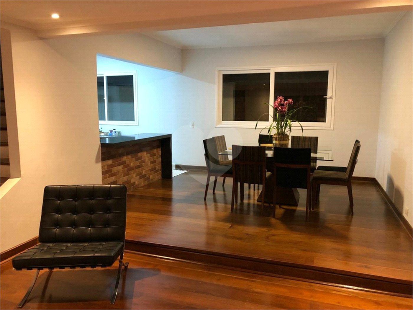 Casa à venda com 5 suítes em Paraisópolis, São Paulo, SP