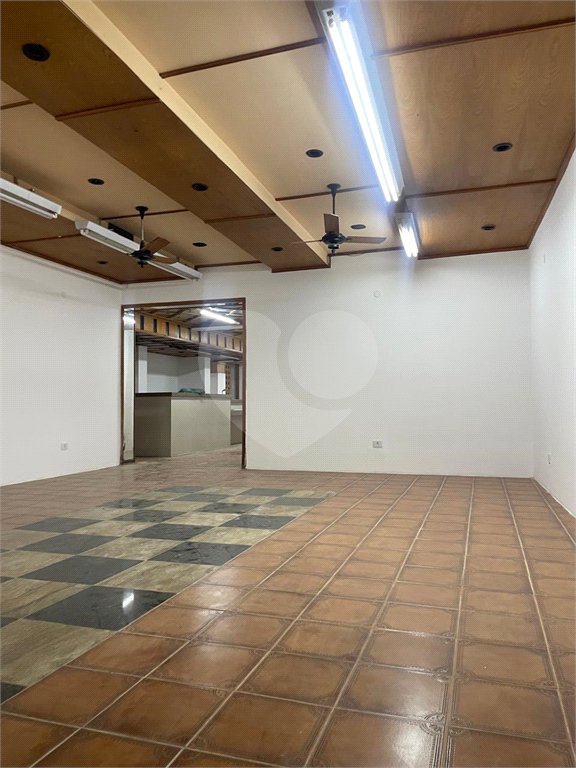 Salão Comercial para alugar no Centro, Atibaia, SP