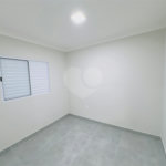Apartamento à venda com 2 quartos em Lopes de Oliveira, Sorocaba, SP