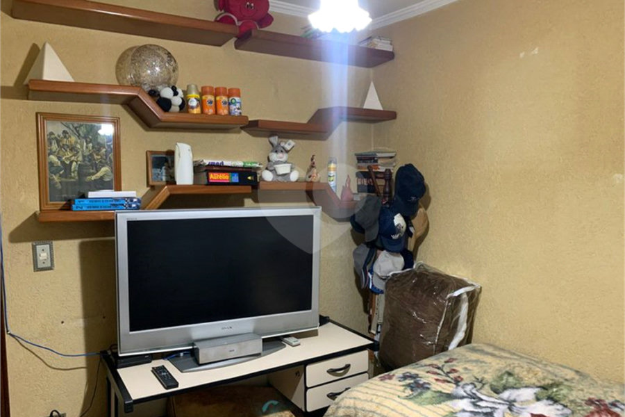 Casa Térrea à venda com 3 quartos, sendo 1 suíte,  em Horto, São Paulo, SP
