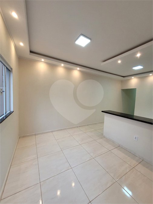 SUA CASA NOVA ESPERA POR VOCÊ!