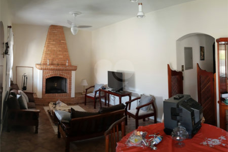 Chácara à venda com 5 quartos, sendo 1 suíte,  em Alpes do Sarapu, Salto de Pirapora, SP