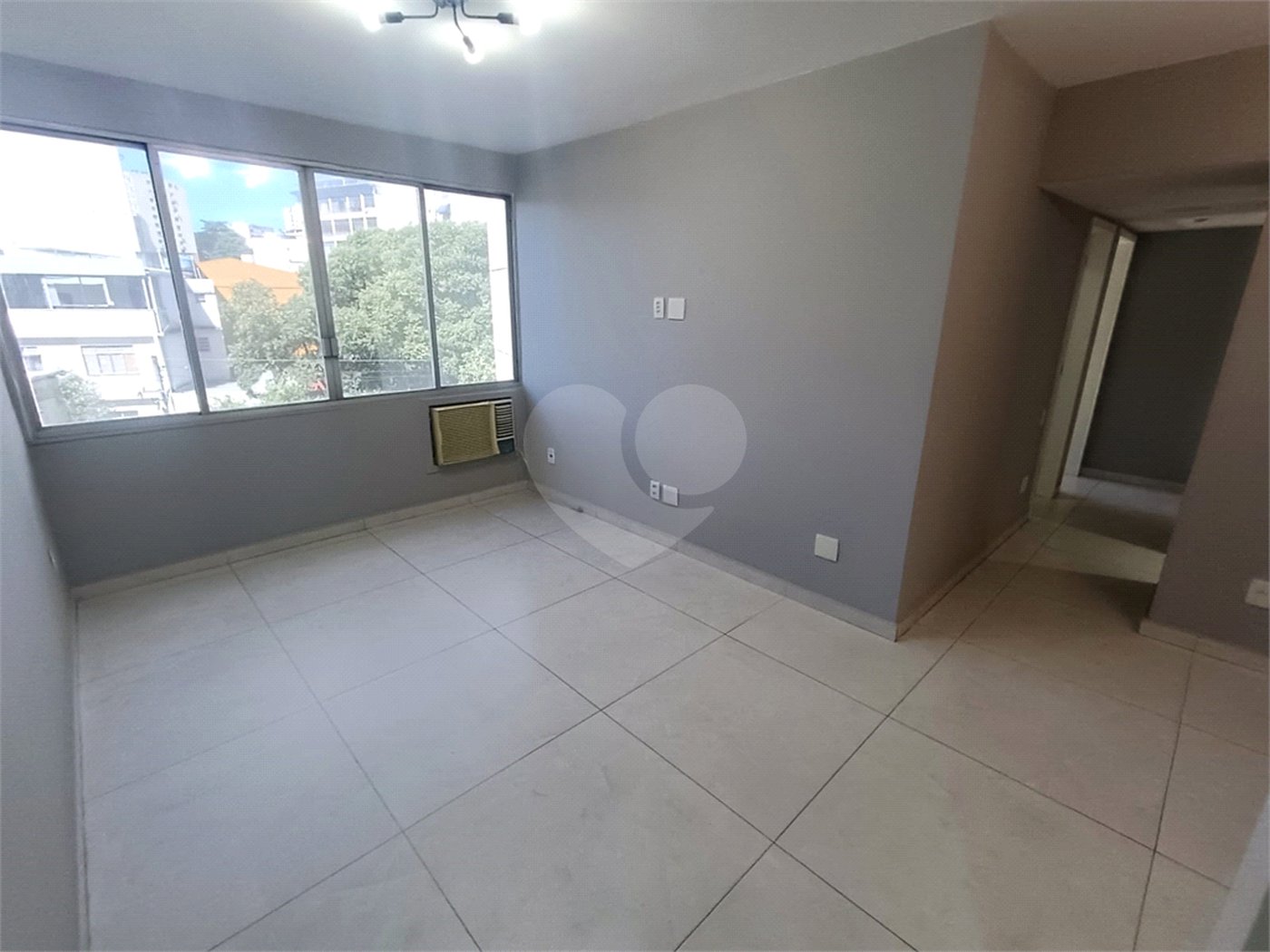 Apartamento à venda com 3 quartos, sendo 1 suíte, em Rio Comprido, Rio de Janeiro, RJ