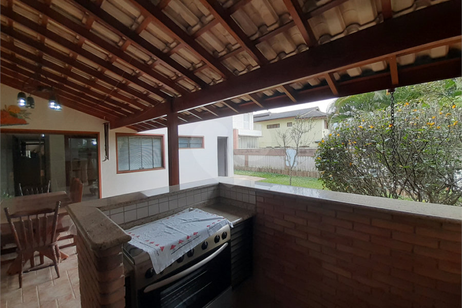 Casa à venda com 4 quartos, sendo 2 suítes,  em Jardim Floresta, São Paulo, SP