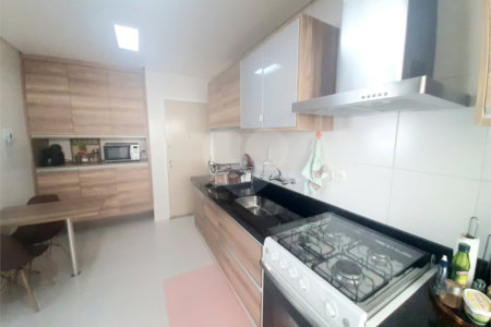 Apartamento à venda com 3 quartos em Moema, São Paulo, SP