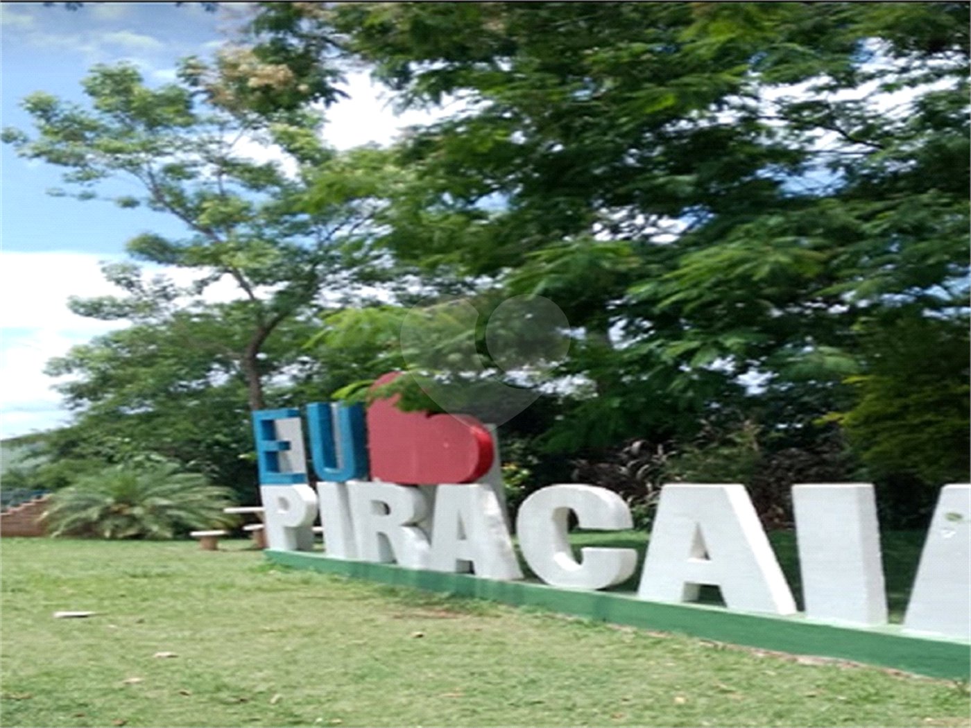 Terreno à venda no Centro, Piracaia, SP