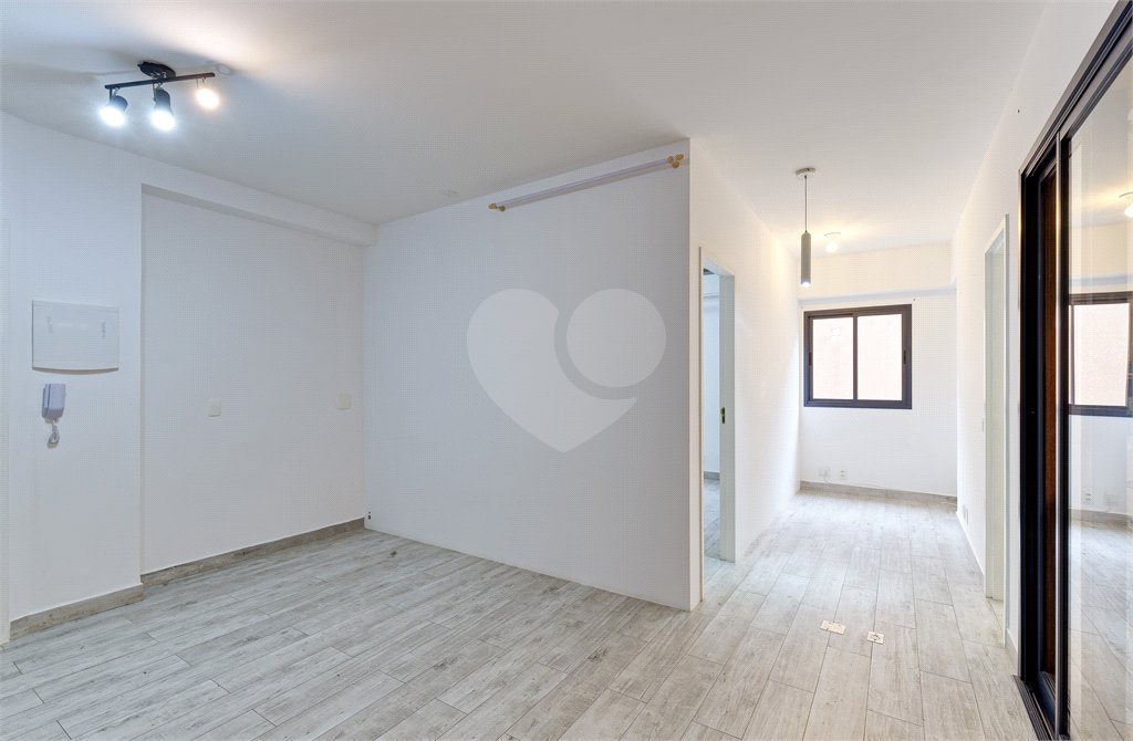 Apartamento à venda com 1 suíte em Alto da Boa Vista, São Paulo, SP