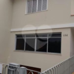 Sobrado à venda com 3 quartos, sendo 1 suíte,  em Parque Vitória, São Paulo, SP