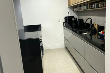 Apartamento à venda com 3 quartos, sendo 1 suíte, em Vila Scarpelli, Santo André, SP