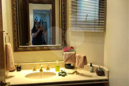 Apartamento à venda com 4 quartos, sendo 1 suíte, em Jardim Avelino, São Paulo, SP