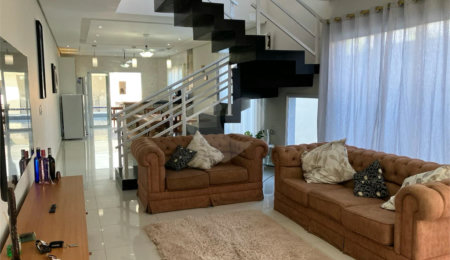Casa à venda com 4 quartos, sendo 2 suítes,  no condomínio Morada da Praia, Bertioga - SP