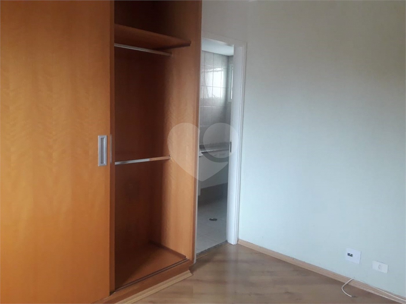 Apartamento à venda com 3 quartos, sendo 1 suíte,  em Parada Inglesa, São Paulo, SP