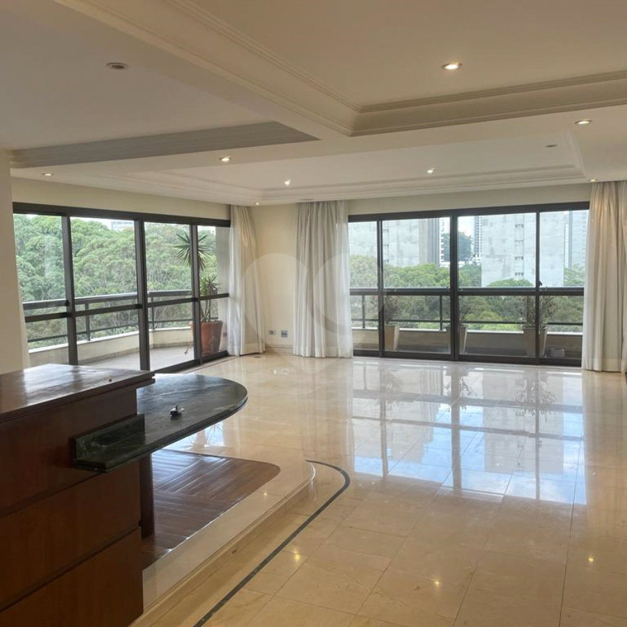 Apartamento à venda com 4 suítes em Vila Suzana, São Paulo, SP