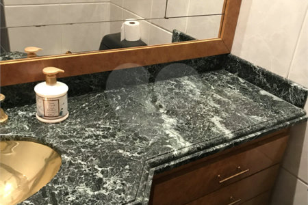 Apartamento à venda com 4 quartos, sendo 1 suíte, em Vila Uberabinha, São Paulo, SP