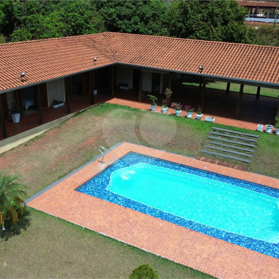 Chácara à venda com 3 quartos, sendo 1 suíte, em Chácara Flora Araraquara, Araraquara, SP