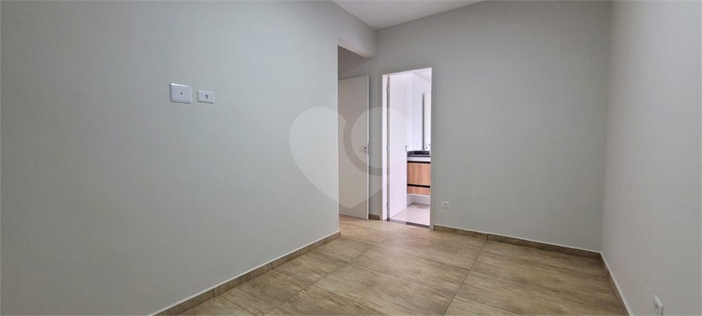 Apartamento para alugar com 2 quartos, sendo 1 suíte, em Jardim Carambeí, São Roque, SP