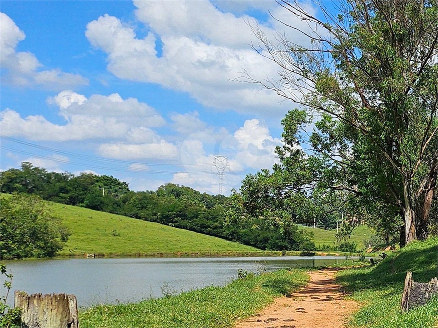 Fazenda à venda com 7 quartos, sendo 1 suíte, em Bairro Itapema, Itatiba, SP